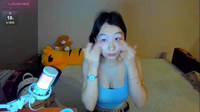 SaraXray online show from November 2025 01:09:02 AM