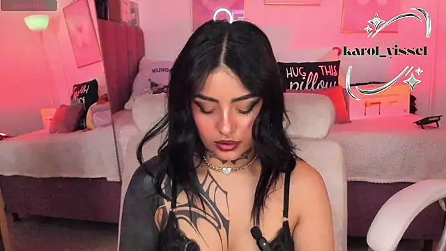 Hinataw33d01 online show from November 2025 01:33:01 AM