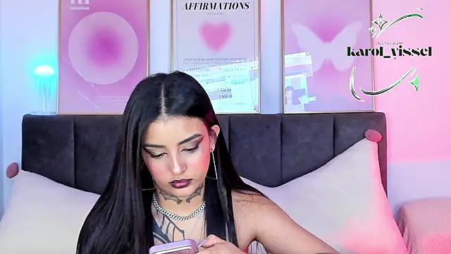 Hinataw33d01 online show from April 2026 11:08:01 PM