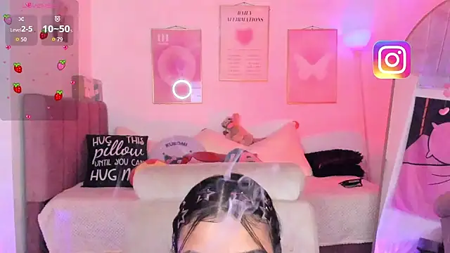 Hinataw33d01 online show from November 2025 01:50:01 AM