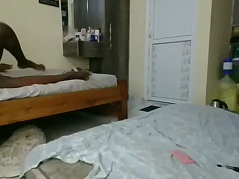 Horny wifey254 online show from January 2026 03:23:01 AM