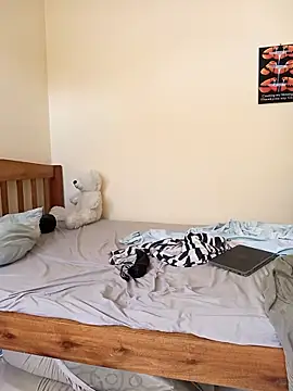 Snapshot of Horny_wifey254 chatting on December 2025 12:55:01 PM Horny wifey254 online show from December 2025 12:55:01 PM