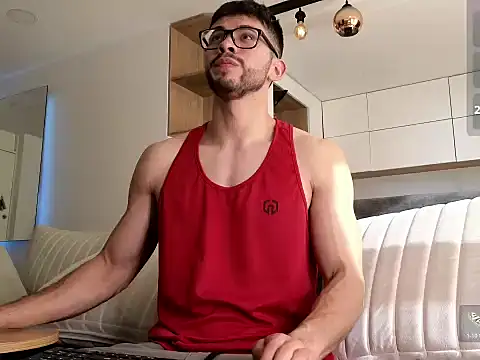 Phantom Bigger1 online show from December 2025 01:28:02 PM