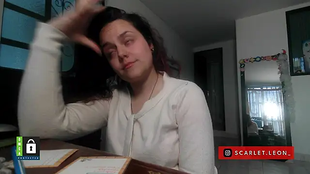 Snapshot of Scarletleon77 chatting on November 2025 08:52:02 PM Scarletleon77 online show from November 2025 08:52:02 PM