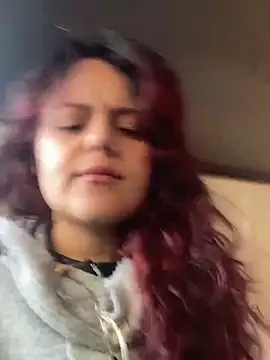 Snapshot of Scarletleon77 chatting on February 2026 11:43:02 AM Scarletleon77 online show from February 2026 11:43:02 AM