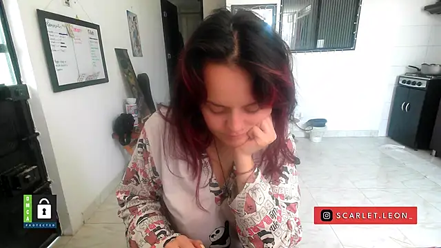 Snapshot of Scarletleon77 chatting on February 2026 02:57:02 PM Scarletleon77 online show from February 2026 02:57:02 PM