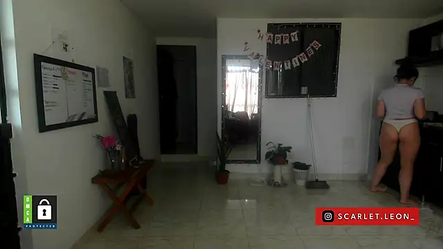 Snapshot of Scarletleon77 chatting on February 2026 04:16:02 PM Scarletleon77 online show from February 2026 04:16:02 PM