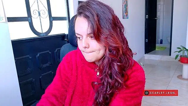 Scarletleon77 online show from July 2026 02:36:01 PM
