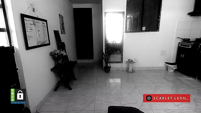 Snapshot of Scarletleon77 chatting on February 2026 02:05:01 PM Scarletleon77 online show from February 2026 02:05:01 PM