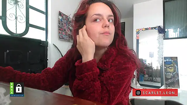 Scarletleon77 online show from October 2025 02:06:02 PM
