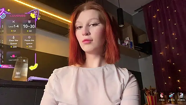 Snapshot of ilona_wine chatting on November 2025 09:20:02 PM ilona wine online show from November 2025 09:20:02 PM