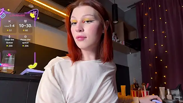 Snapshot of ilona_wine chatting on December 2025 10:59:01 PM ilona wine online show from December 2025 10:59:01 PM