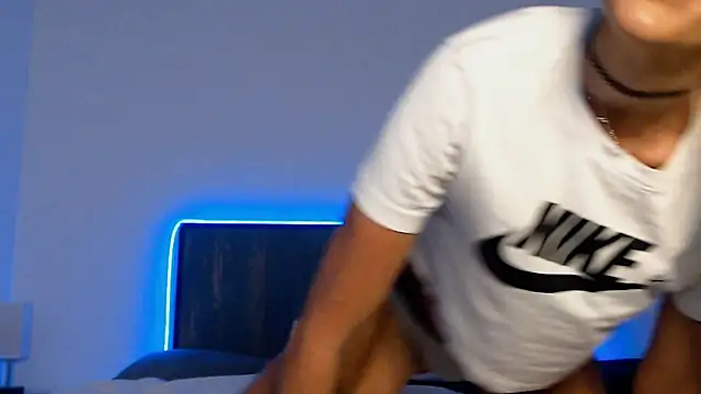 UK Tall Barbie Slut online show from November 2025 07:34:02 AM