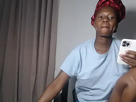 Snapshot of leslie_bebby2 chatting on November 2025 11:21:02 AM leslie bebby2 online show from November 2025 11:21:02 AM