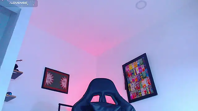 yosoy enzo2020 online show from December 2025 03:38:02 AM