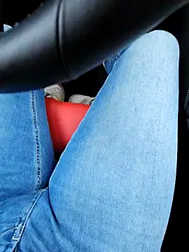 Snapshot of thesmiledoc chatting on December 2024 08:23:02 AM thesmiledoc online show from December 2024 08:23:02 AM