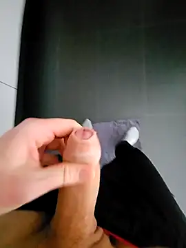 Snapshot of thesmiledoc chatting on February 2025 10:43:02 AM thesmiledoc online show from February 2025 10:43:02 AM