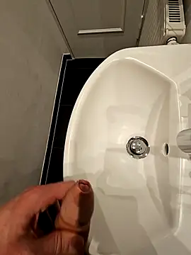 Snapshot of thesmiledoc chatting on January 2025 11:06:01 PM thesmiledoc online show from January 2025 11:06:01 PM