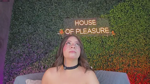 sarah-bonneth online show from February 2026 11:44:01 AM