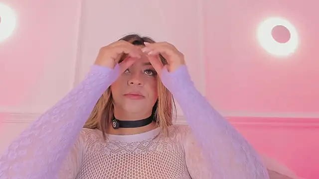 sarah-bonneth online show from March 2026 12:29:01 PM