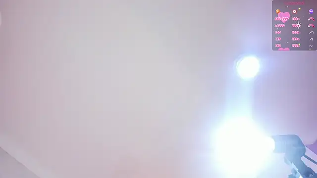 Snapshot of paulinasaeEnz chatting on April 2026 01:06:02 PM paulinasaeEnz online show from April 2026 01:06:02 PM