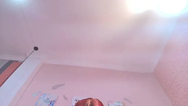 paulinasaeEnz online show from February 2025 03:42:01 PM