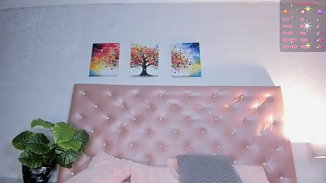 Snapshot of paulinasaeEnz chatting on April 2026 01:23:02 PM paulinasaeEnz online show from April 2026 01:23:02 PM