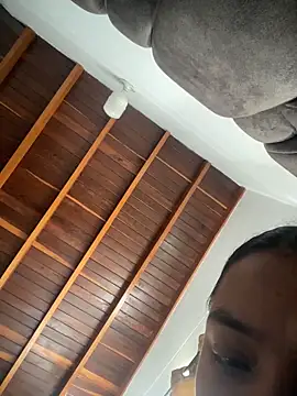 PUSHYLATE online show from November 2025 08:35:02 PM