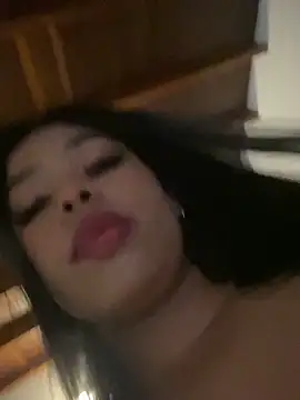 PUSHYLATE online show from April 2026 09:22:01 PM