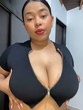 PUSHYLATE online show from October 2025 01:35:02 AM