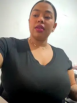 PUSHYLATE online show from December 2025 07:46:02 PM