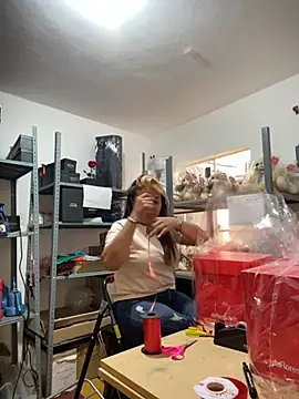 PUSHYLATE online show from September 2025 05:24:01 PM