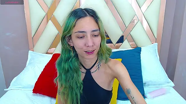 Snapshot of Erika_Stevens chatting on November 2025 03:45:02 PM Erika Stevens online show from November 2025 03:45:02 PM