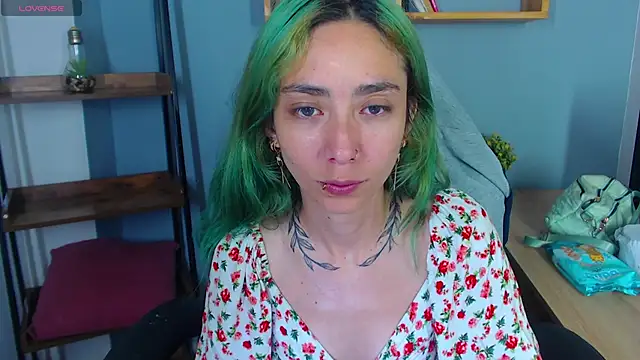 Erika Stevens online show from September 2025 07:20:02 PM