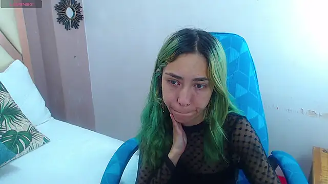 Snapshot of Erika_Stevens chatting on November 2025 03:18:01 PM Erika Stevens online show from November 2025 03:18:01 PM