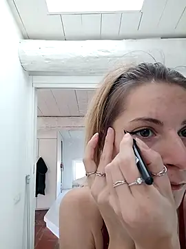 Cristina02 online show from May 2026 09:25:01 AM