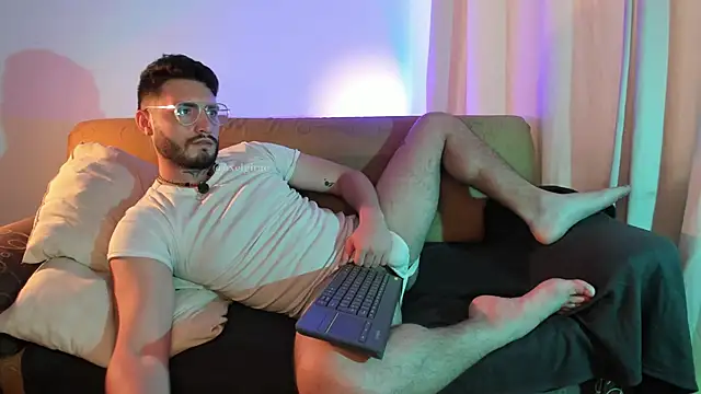 Snapshot of axel_giracr chatting on June 2026 07:59:01 PM axel giracr online show from June 2026 07:59:01 PM