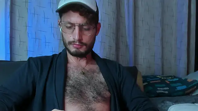 Snapshot of axel_giracr chatting on March 2025 12:51:01 AM axel giracr online show from March 2025 12:51:01 AM