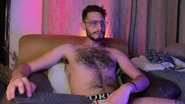 Snapshot of axel_giracr chatting on January 2025 11:32:02 PM axel giracr online show from January 2025 11:32:02 PM