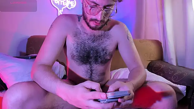 axel giracr online show from December 2025 08:14:01 PM