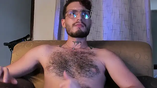 Snapshot of axel_giracr chatting on March 2025 10:54:01 PM axel giracr online show from March 2025 10:54:01 PM