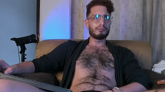 Snapshot of axel_giracr chatting on February 2025 10:20:02 PM axel giracr online show from February 2025 10:20:02 PM