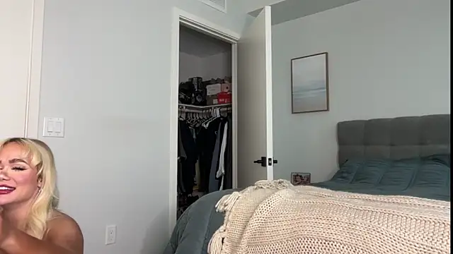 ElenaErickson online show from November 2025 07:41:02 PM