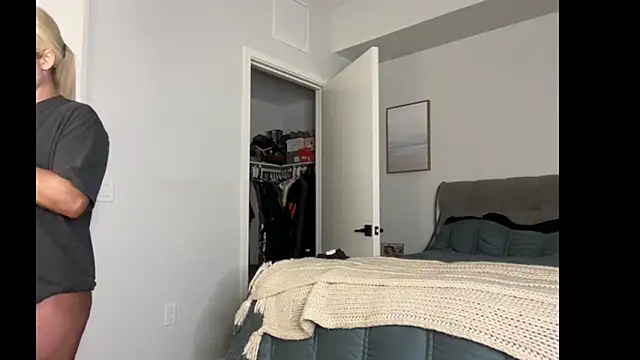 ElenaErickson online show from January 2026 02:29:02 AM