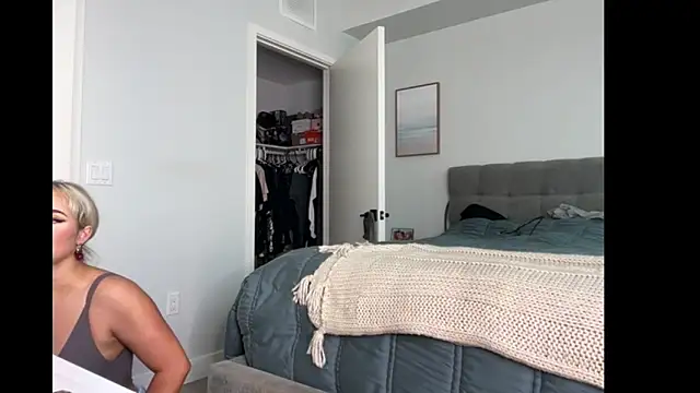 ElenaErickson online show from October 2025 07:59:02 PM