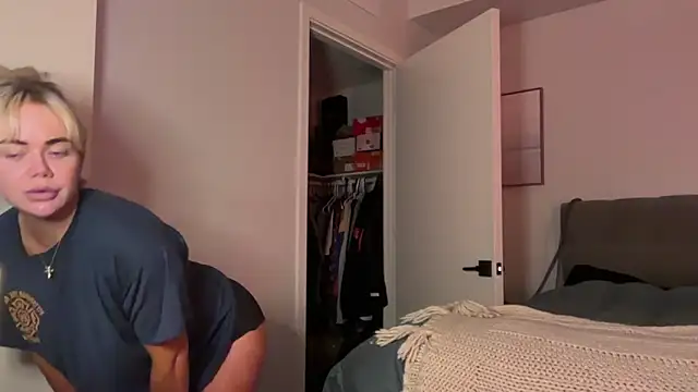 ElenaErickson online show from February 2026 04:34:02 AM