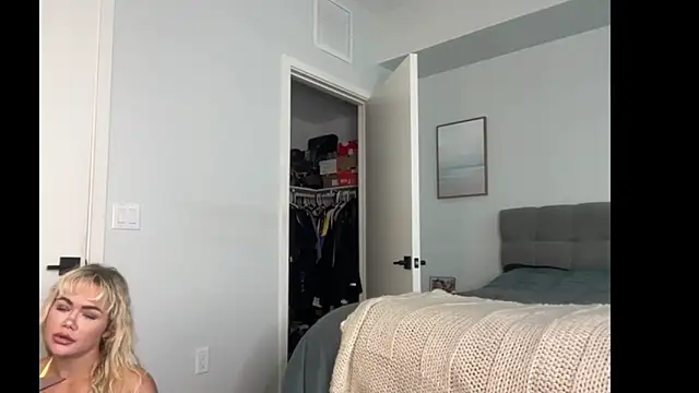 ElenaErickson online show from March 2026 07:54:02 PM