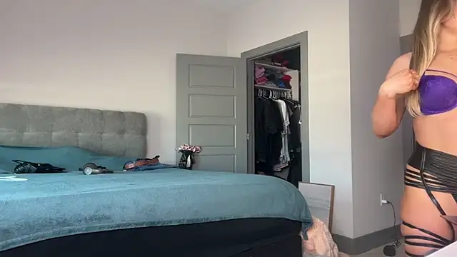 ElenaErickson online show from January 2025 08:07:02 PM