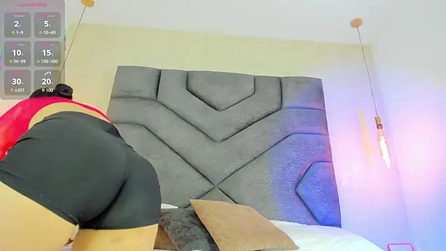 Liinda Saenz online show from March 2026 11:33:02 AM