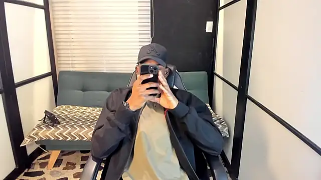 Snapshot of JacksonMuller_ chatting on November 2025 01:39:02 PM JacksonMuller online show from November 2025 01:39:02 PM